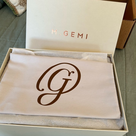 M. Gemi The Elsa Loafer Black and Grey Croc. Size 37 Brand NIB never worn - Picture 3 of 4